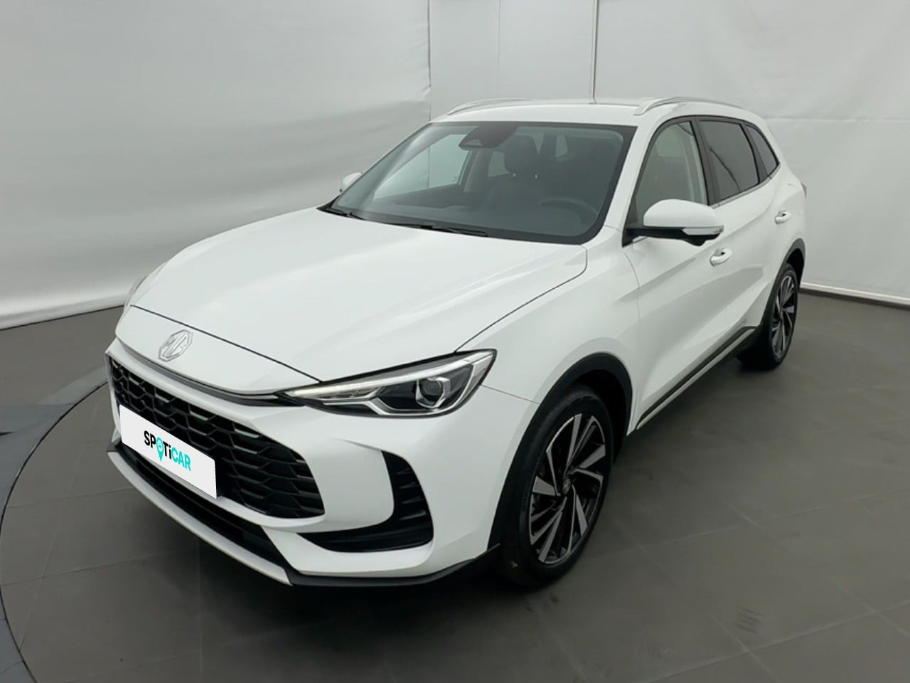 1.5 Hybrid+ 197ch Luxury