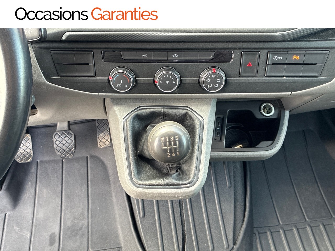 Voitures occasions VOLKSWAGEN UTILITAIRES Transporter Fg Business Line Plus Clermont-Ferrand