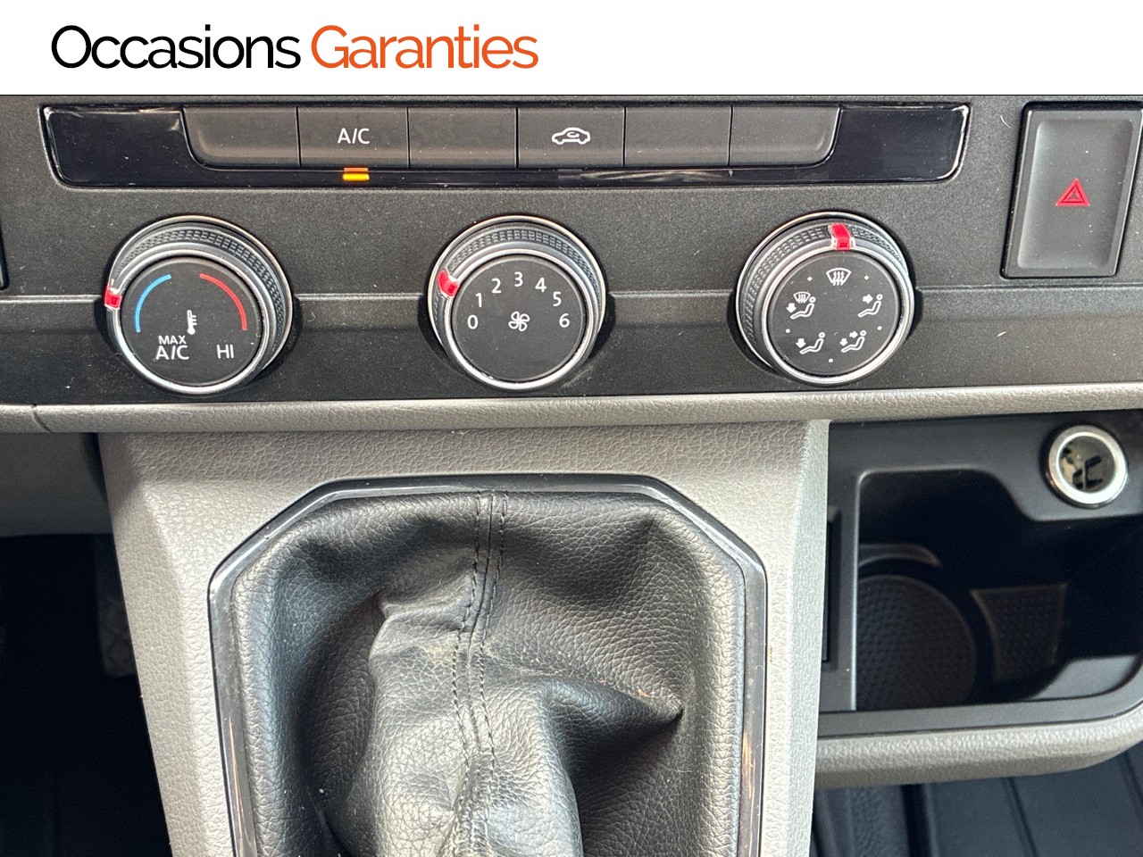 Voitures occasions VOLKSWAGEN UTILITAIRES Transporter Fg Business Line Plus Clermont-Ferrand