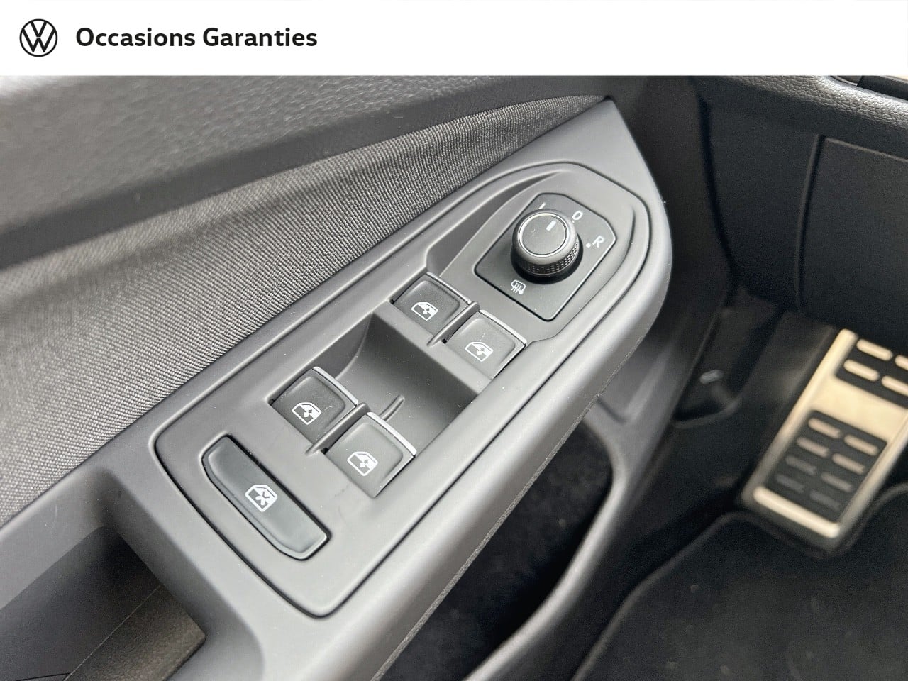 Voitures occasions VOLKSWAGEN GOLF Active Cesson-Sévigné