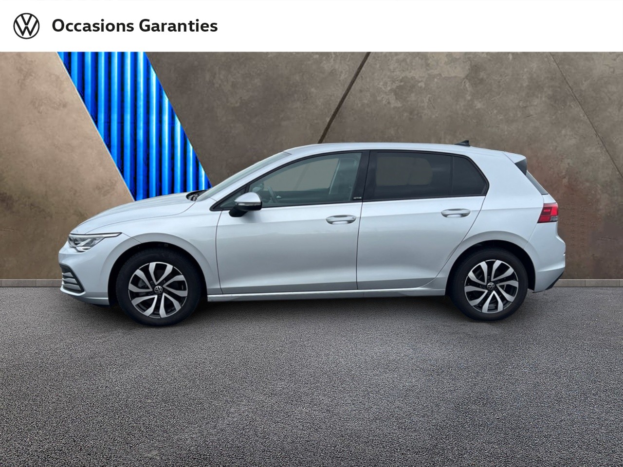 Voitures occasions VOLKSWAGEN GOLF Active Cesson-Sévigné