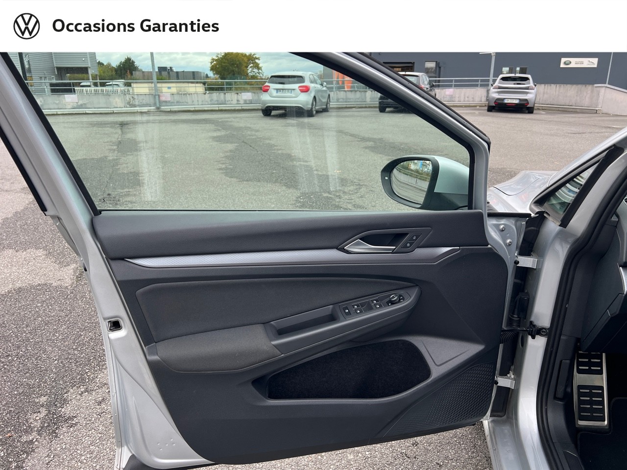 Voitures occasions VOLKSWAGEN GOLF Active Cesson-Sévigné