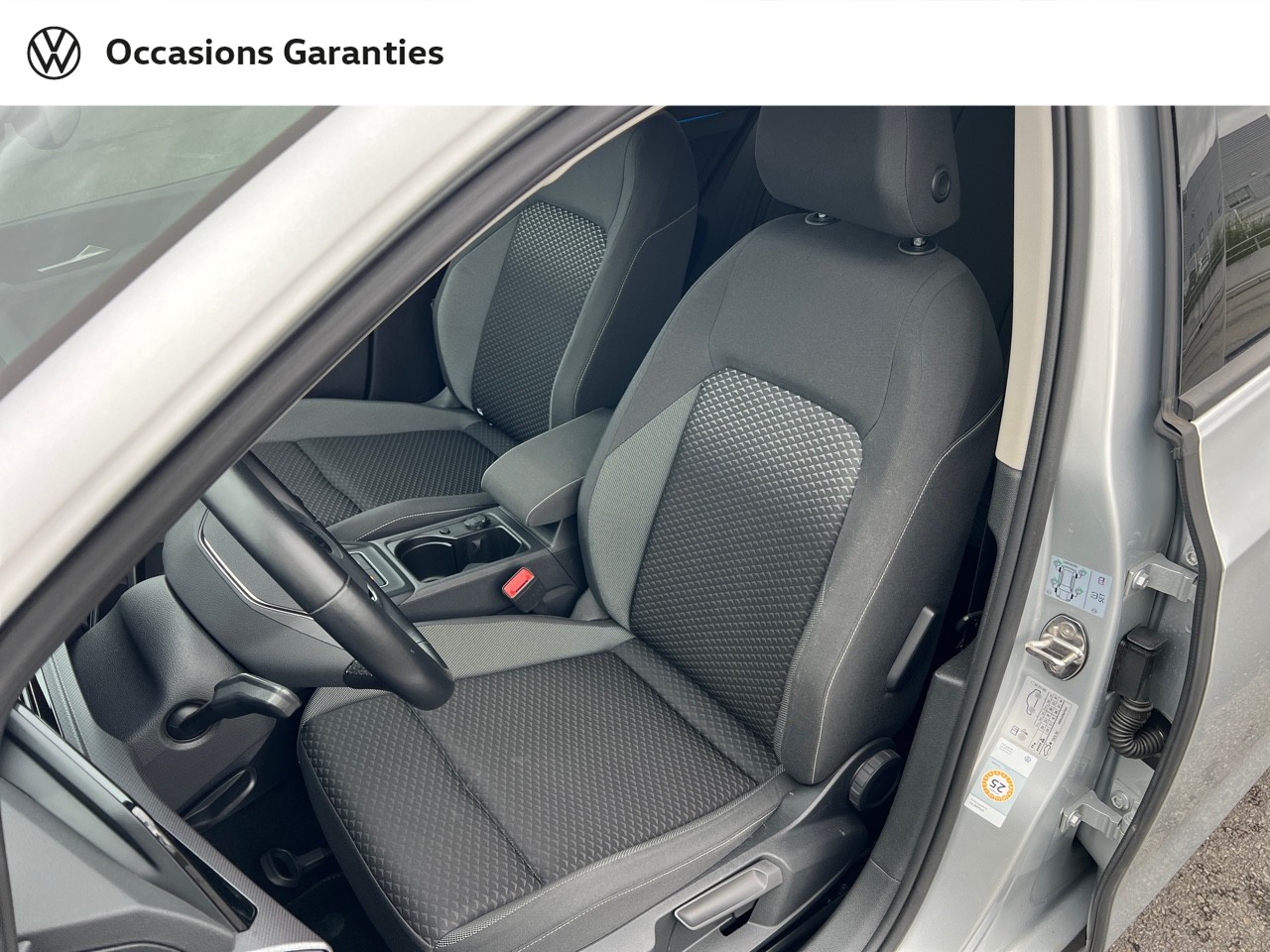 Voitures occasions VOLKSWAGEN GOLF Active Cesson-Sévigné