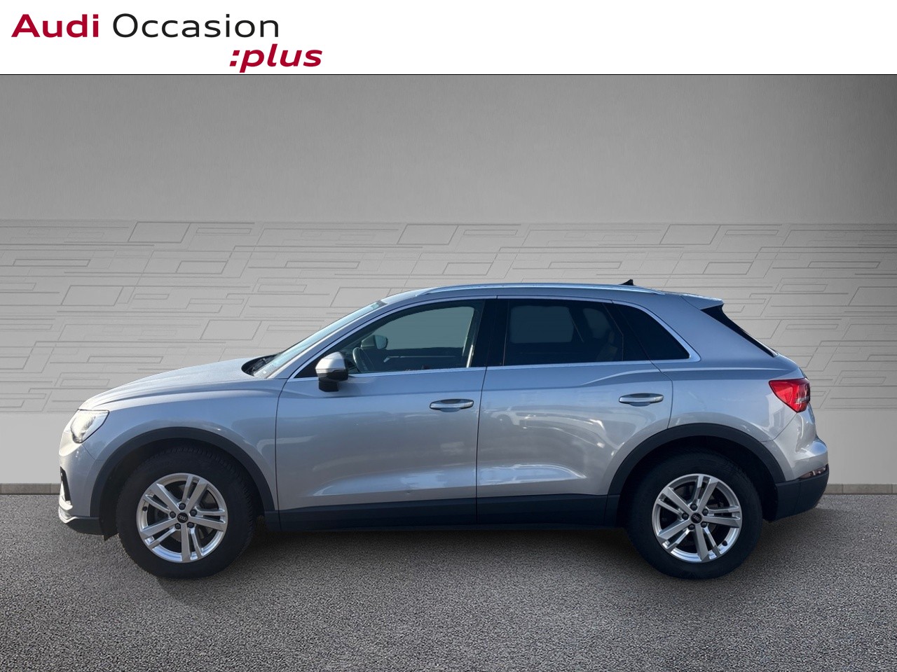 Voitures occasions Audi Q3 Design Lens
