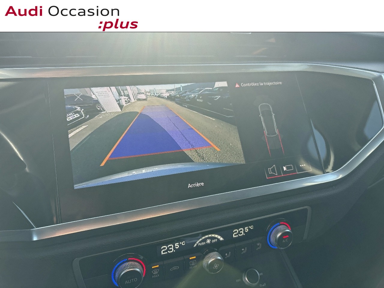 Voitures occasions Audi Q3 Design Lens