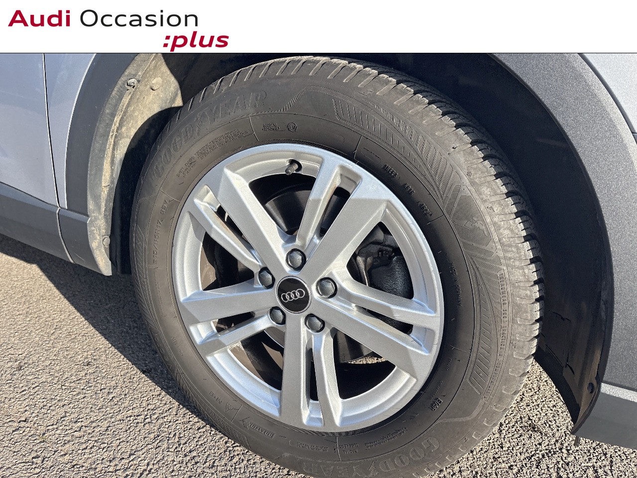 Voitures occasions Audi Q3 Design Lens
