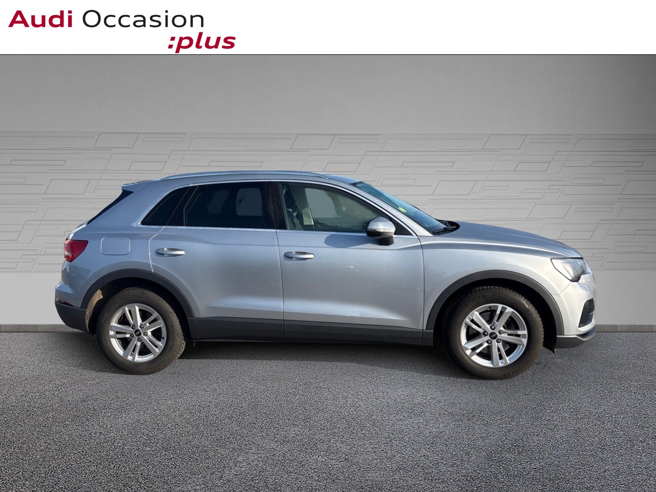 Voitures occasions Audi Q3 Design Lens