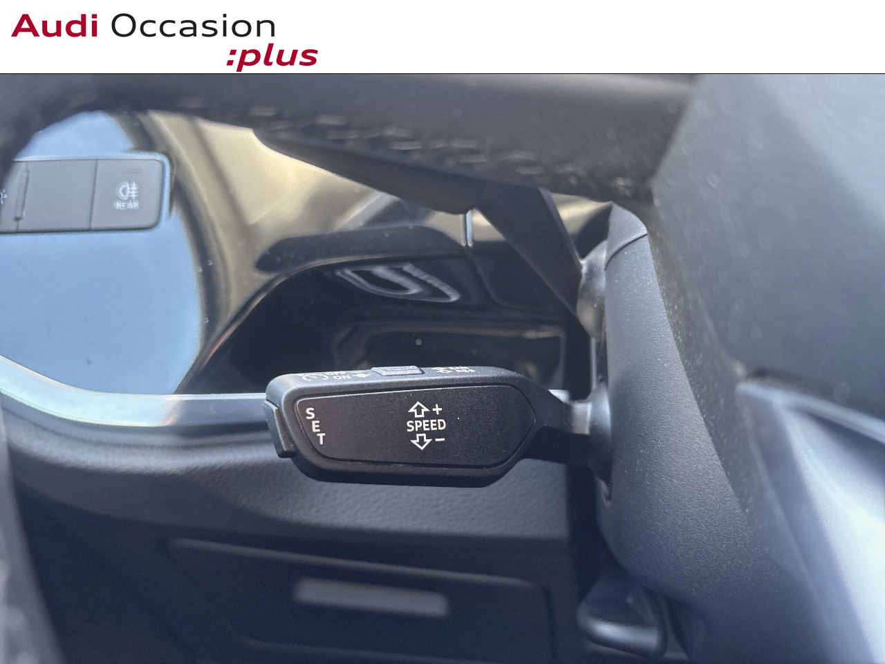 Voitures occasions Audi Q3 Design Lens