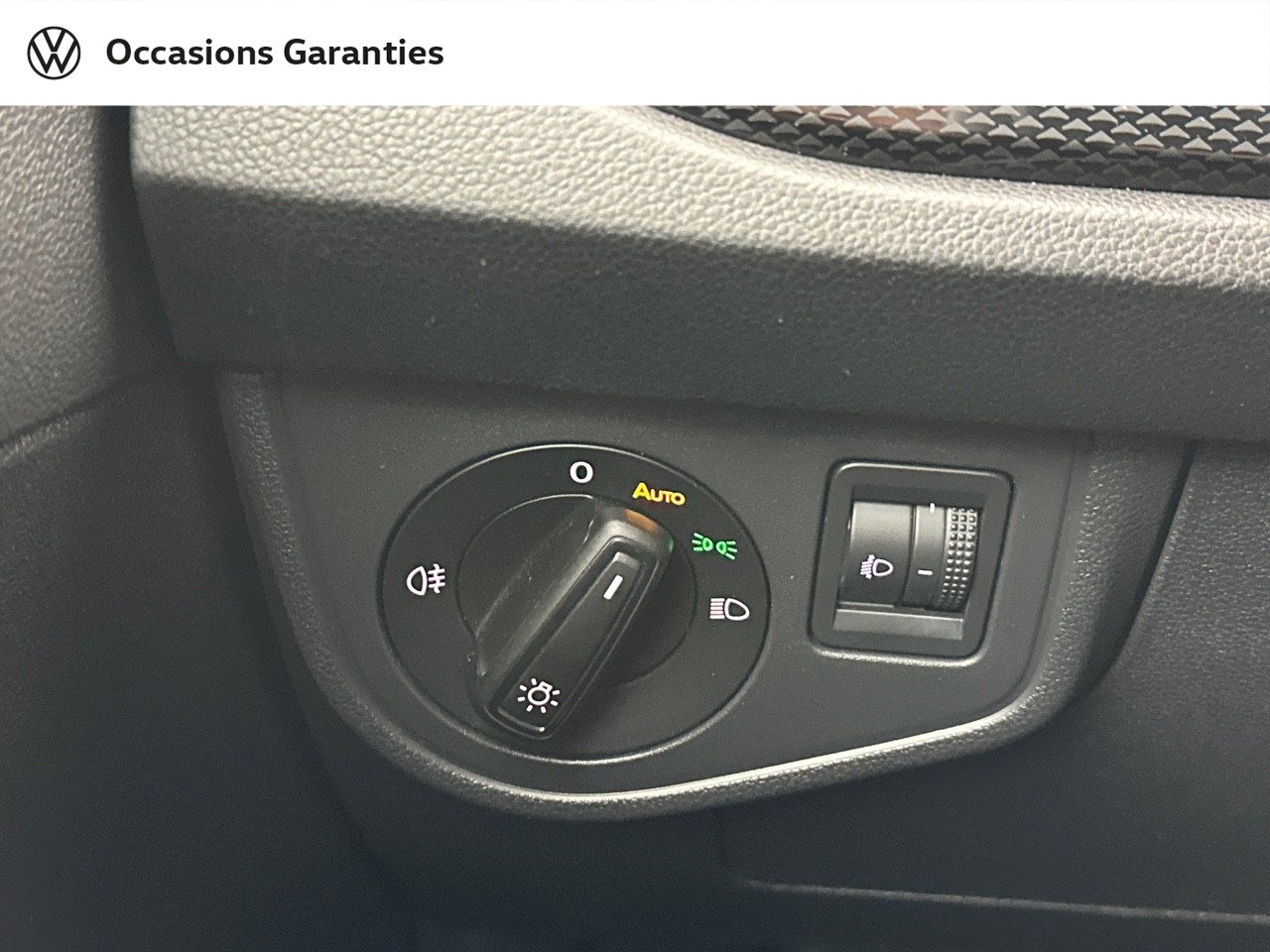 Voitures occasions VOLKSWAGEN POLO Life Villemomble