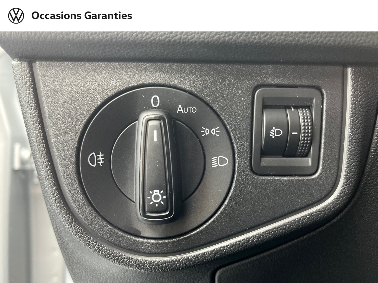 Voitures occasions VOLKSWAGEN POLO Life Business Orvault