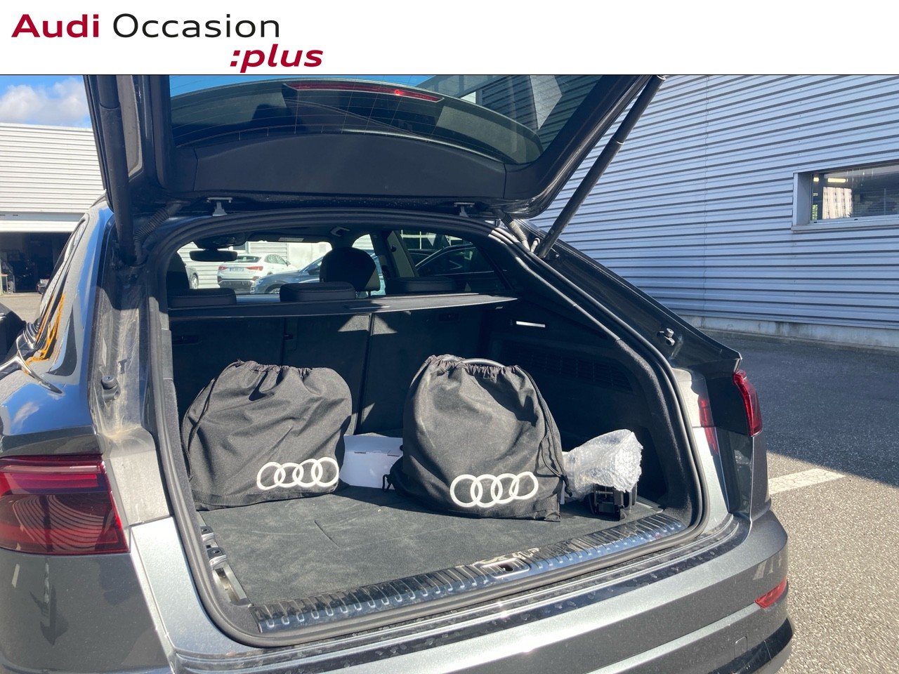 Voitures occasions Audi Q8 Compétition Lille