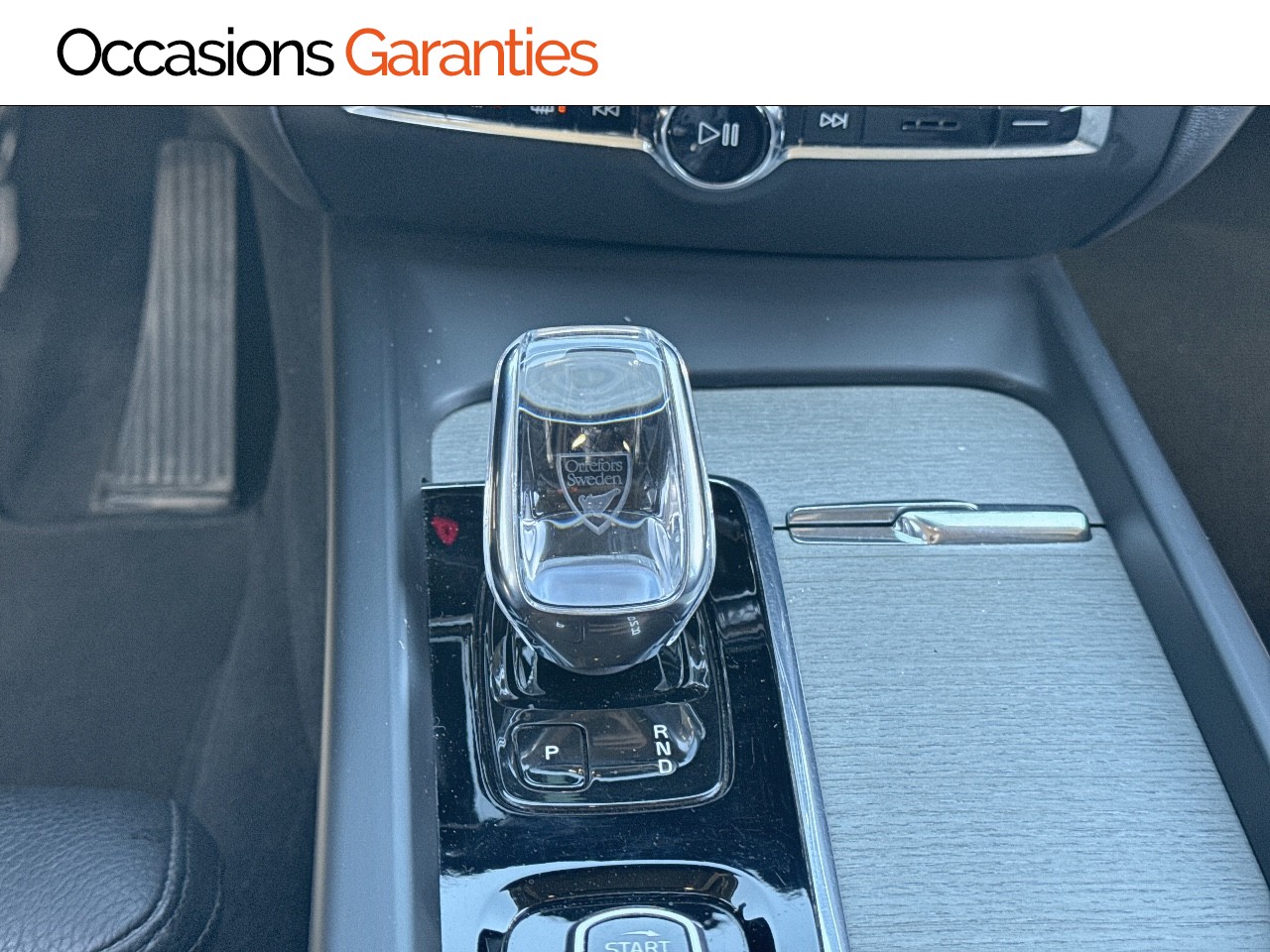 Voitures occasions VOLVO V60 Inscription Lens