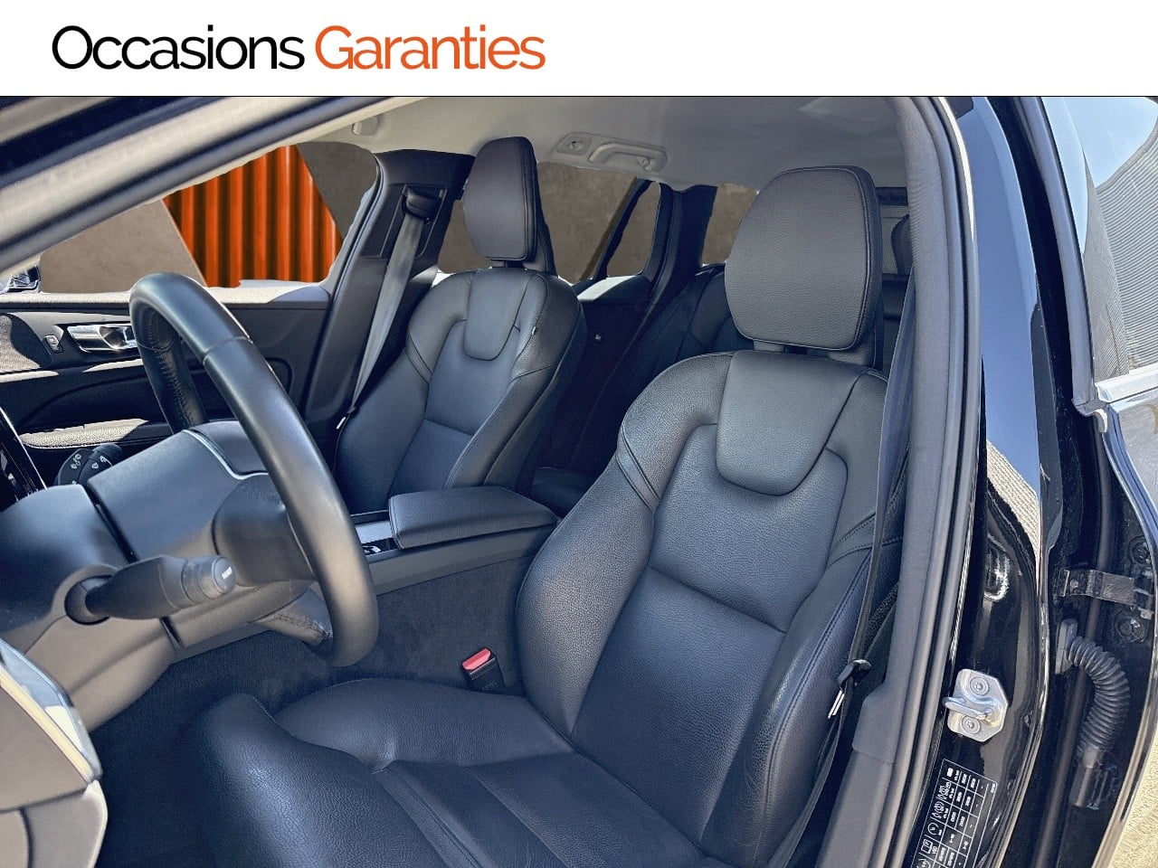Voitures occasions VOLVO V60 Inscription Lens