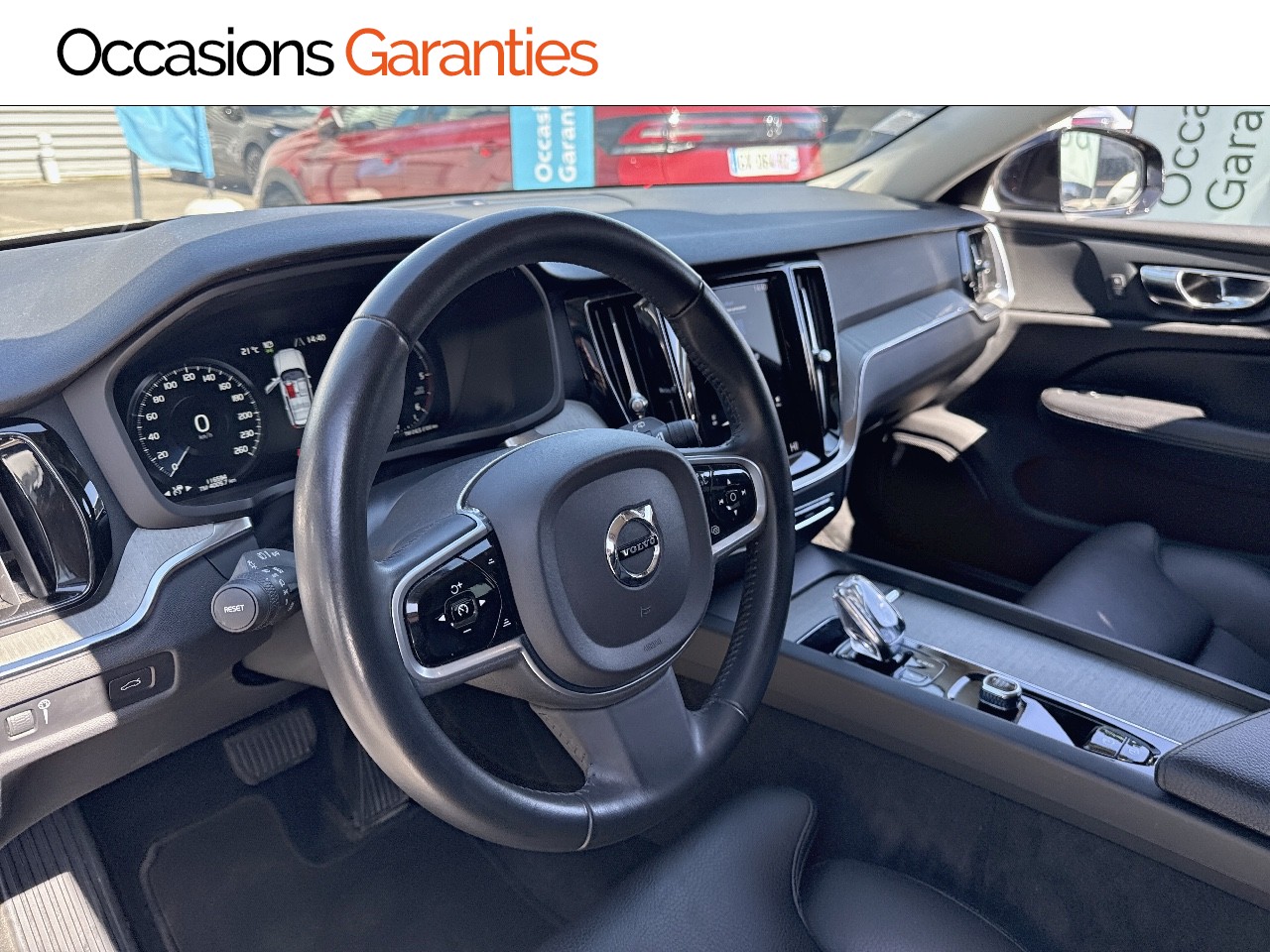 Voitures occasions VOLVO V60 Inscription Lens