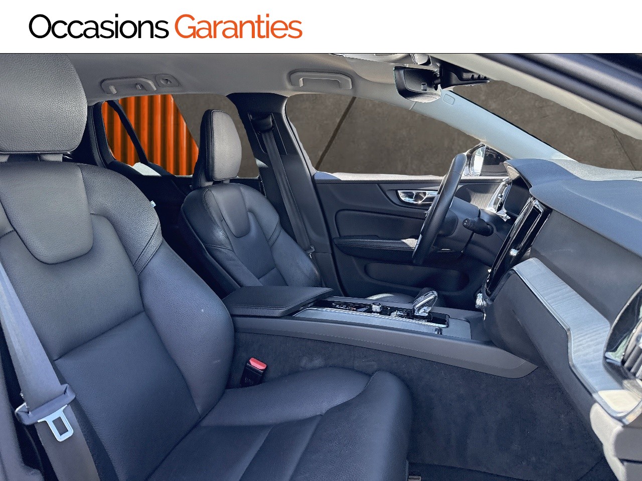 Voitures occasions VOLVO V60 Inscription Lens