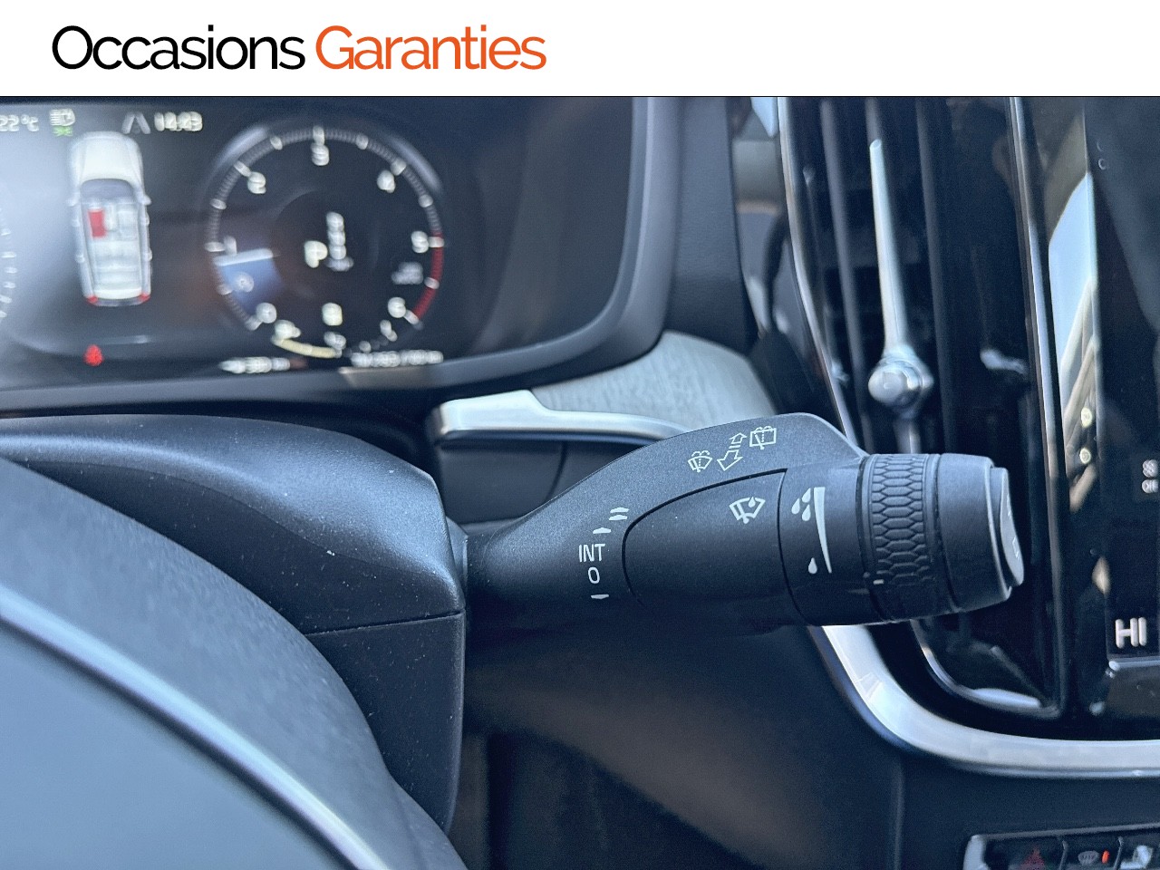 Voitures occasions VOLVO V60 Inscription Lens