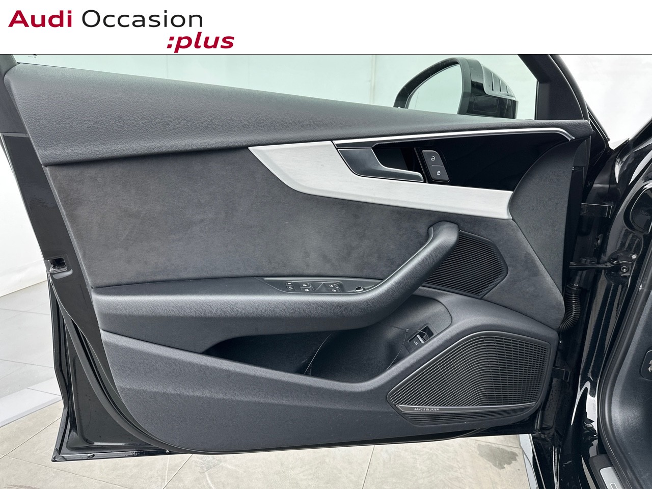 Voitures occasions Audi A4 Avant Competition Paris