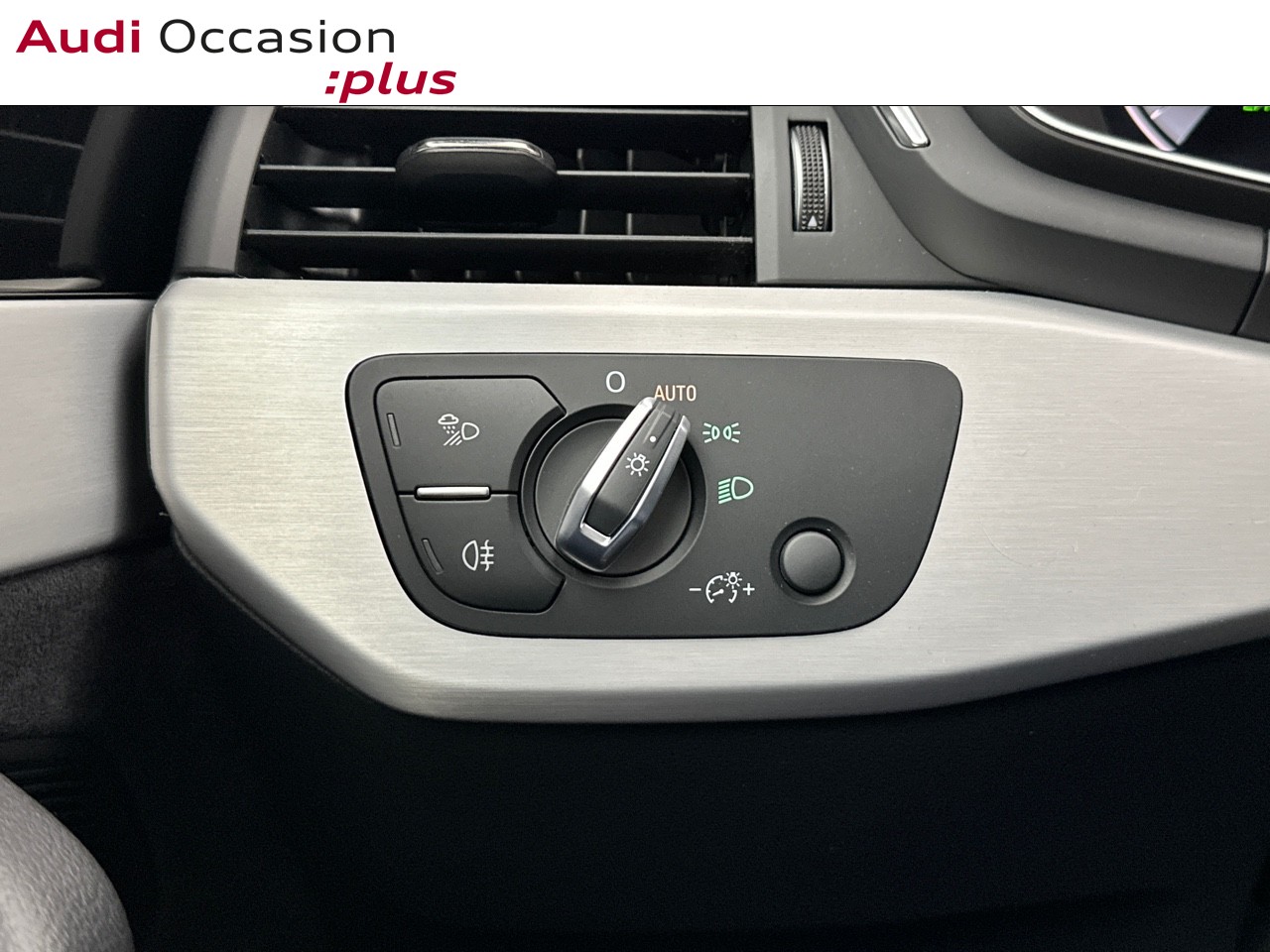 Voitures occasions Audi A4 Avant Competition Paris