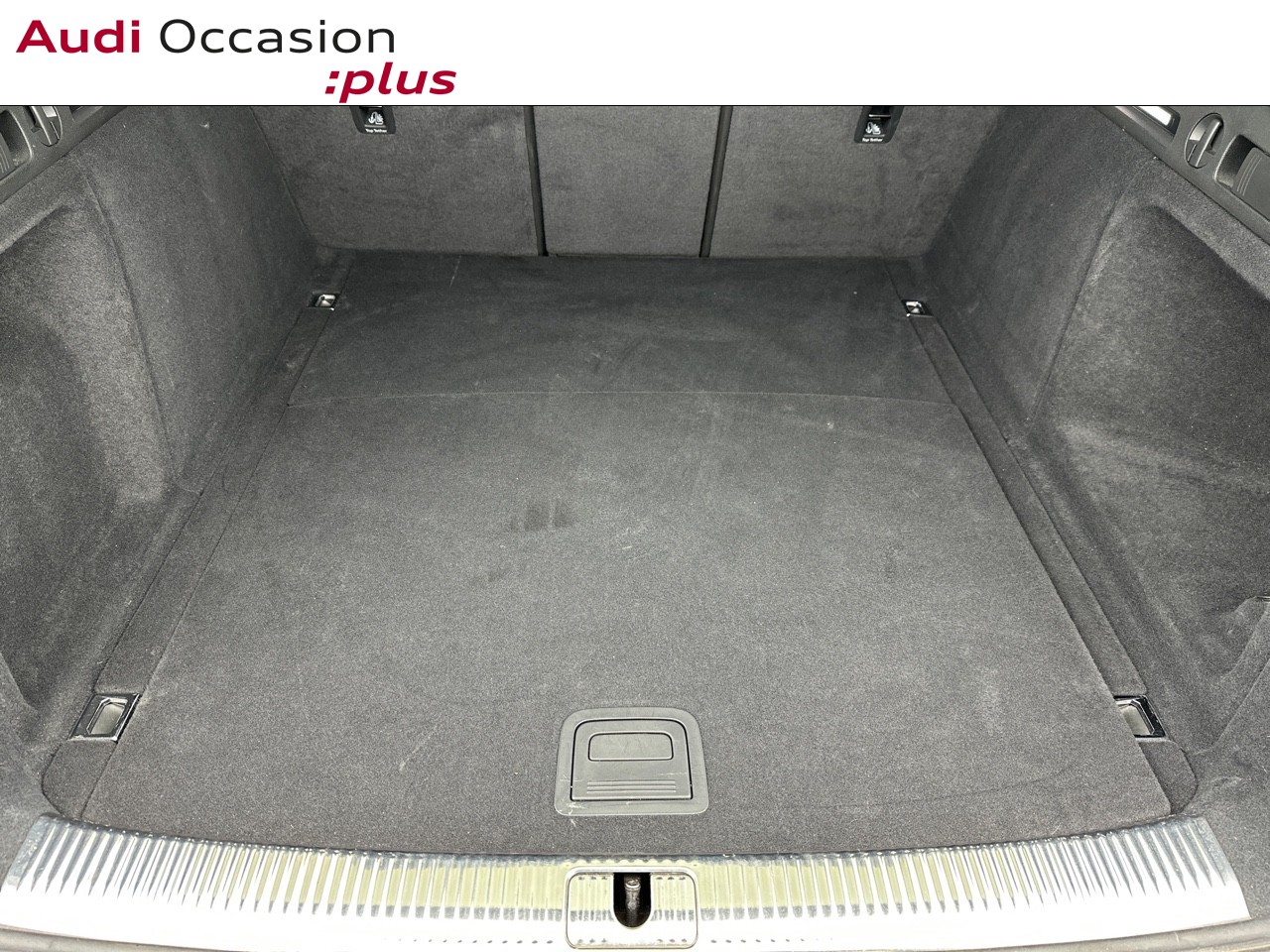 Voitures occasions Audi A4 Avant Competition Paris