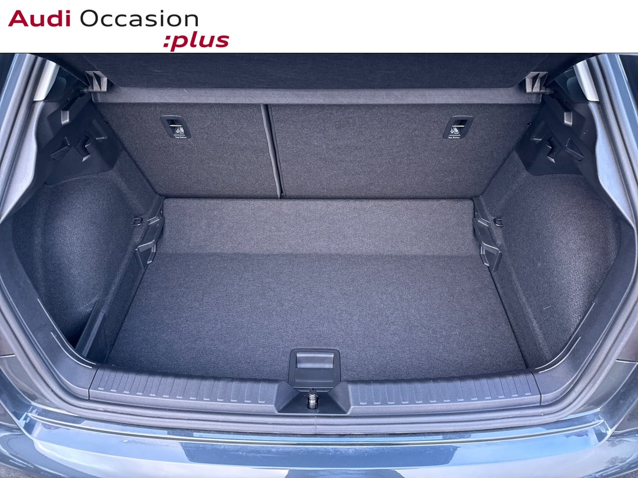 Voitures occasions Audi A1 Sportback Entry Rivery