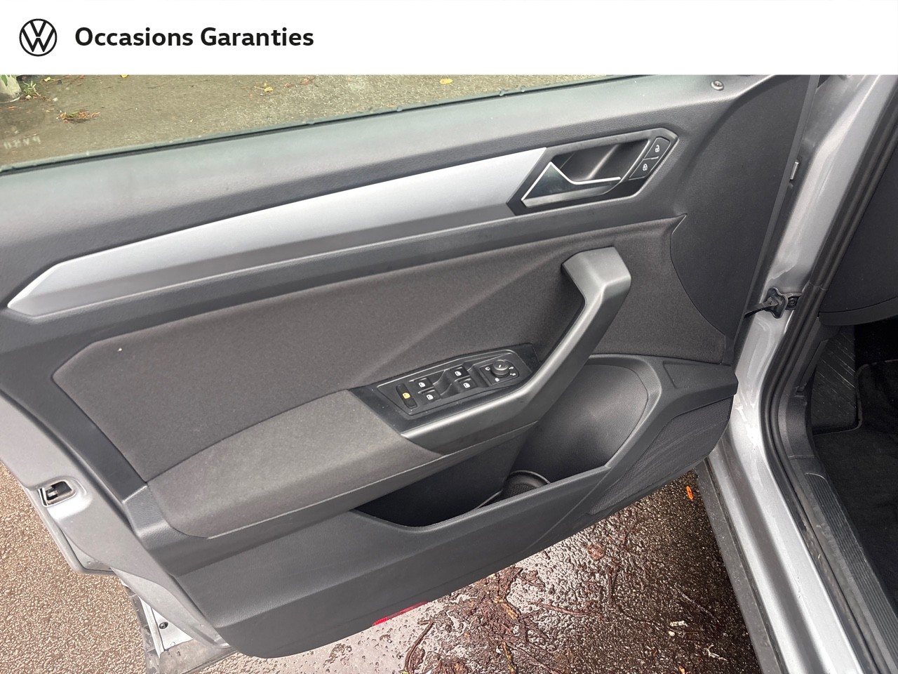 Voitures occasions VOLKSWAGEN T-ROC Life Business Lens