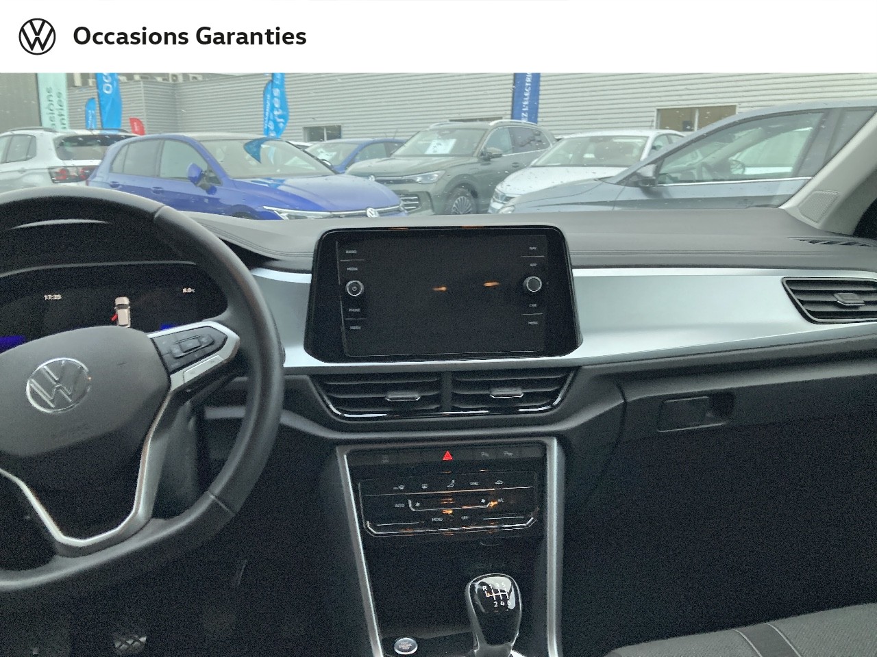 Voitures occasions VOLKSWAGEN T-ROC Life Plus Lens