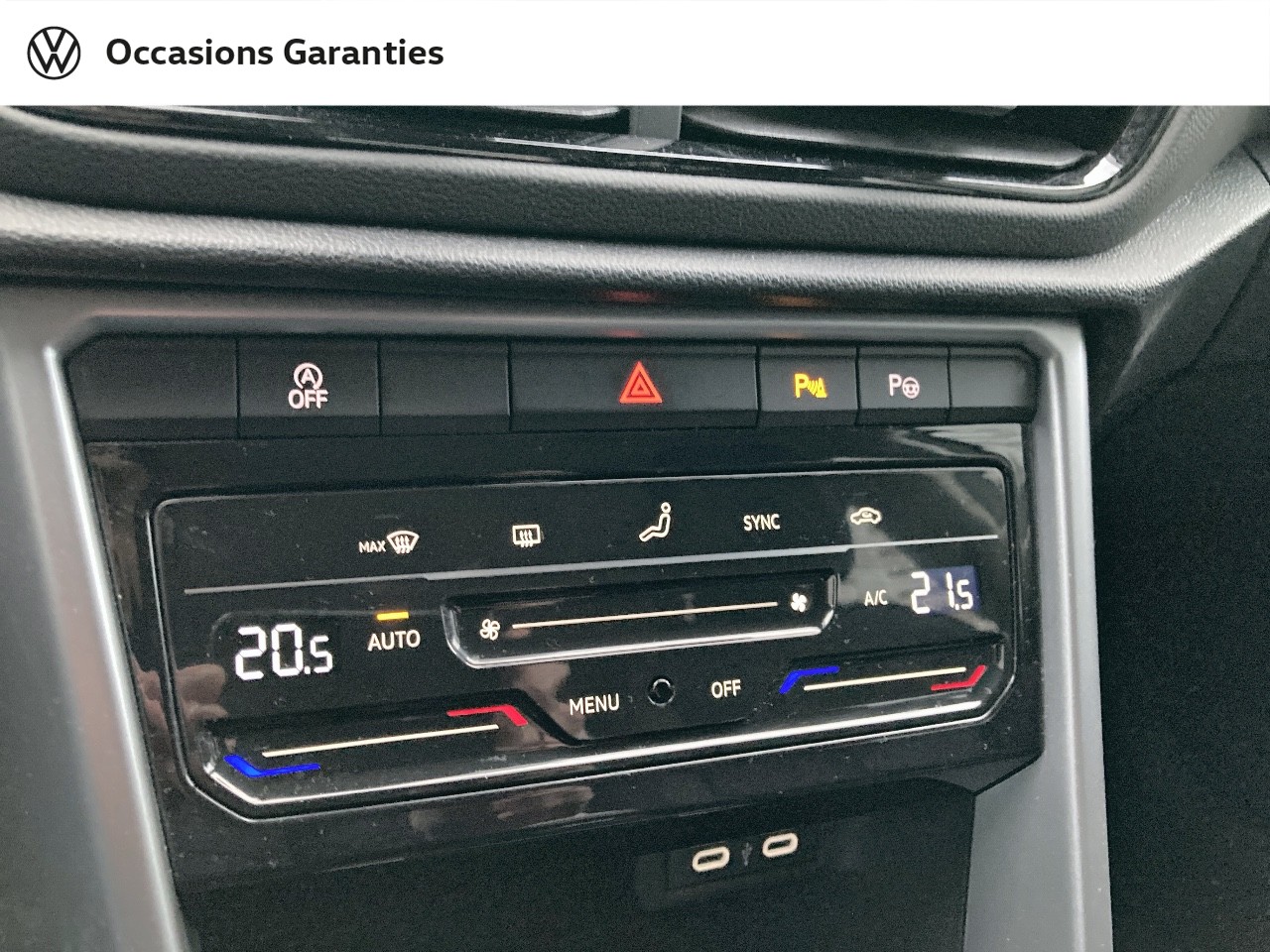 Voitures occasions VOLKSWAGEN T-ROC Life Plus Lens
