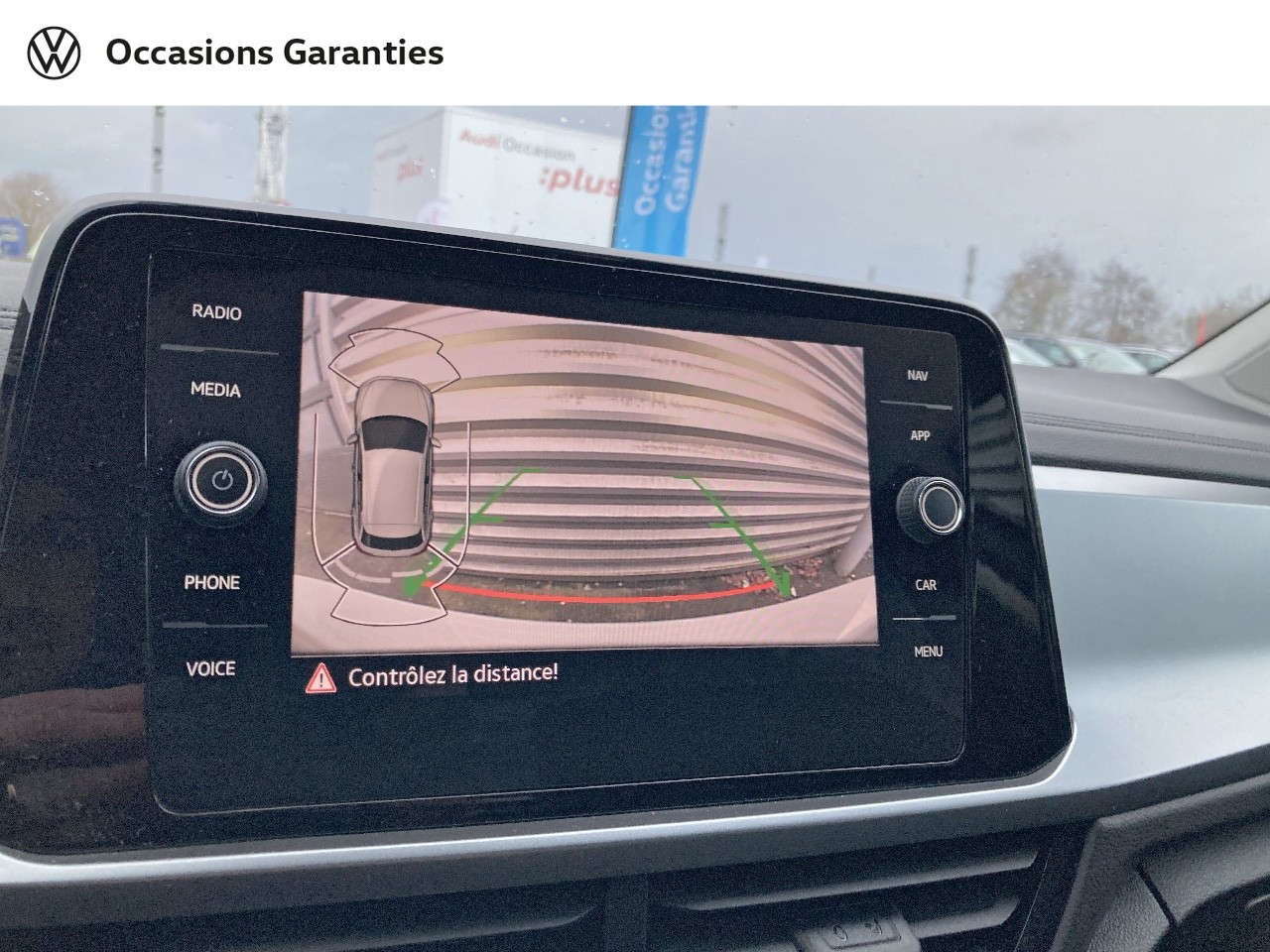 Voitures occasions VOLKSWAGEN T-ROC Life Plus Lens