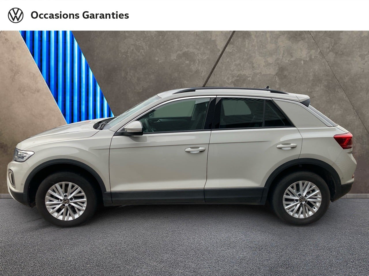 Voitures occasions VOLKSWAGEN T-ROC Life Plus Lens