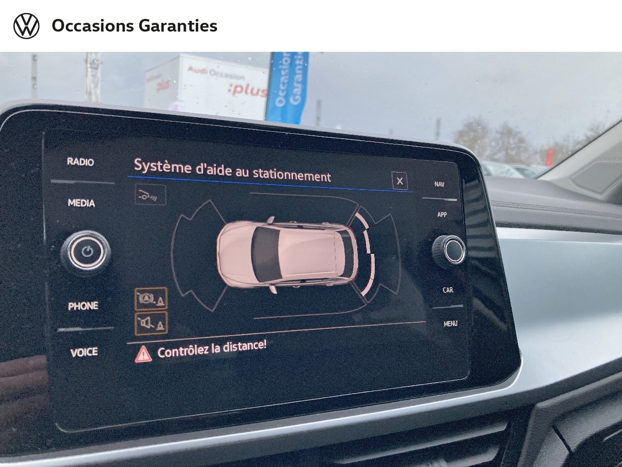 Voitures occasions VOLKSWAGEN T-ROC Life Plus Lens