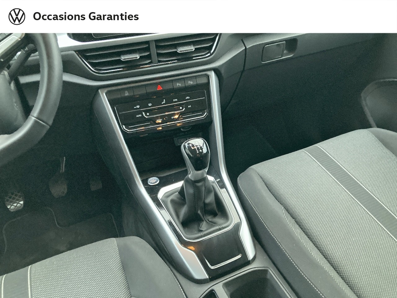 Voitures occasions VOLKSWAGEN T-ROC Life Plus Lens