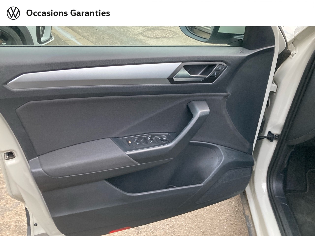 Voitures occasions VOLKSWAGEN T-ROC Life Plus Lens