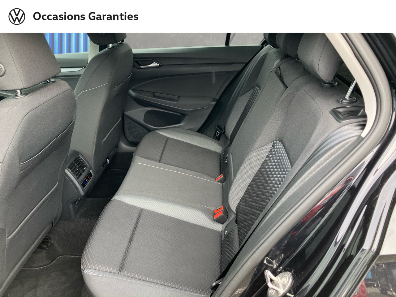 Voitures occasions VOLKSWAGEN GOLF Life Lens