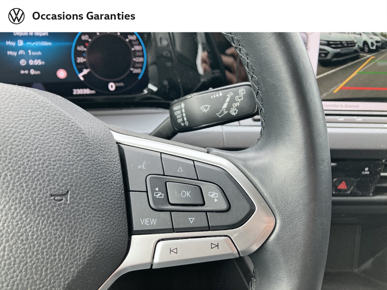 Voitures occasions VOLKSWAGEN GOLF Life Lens