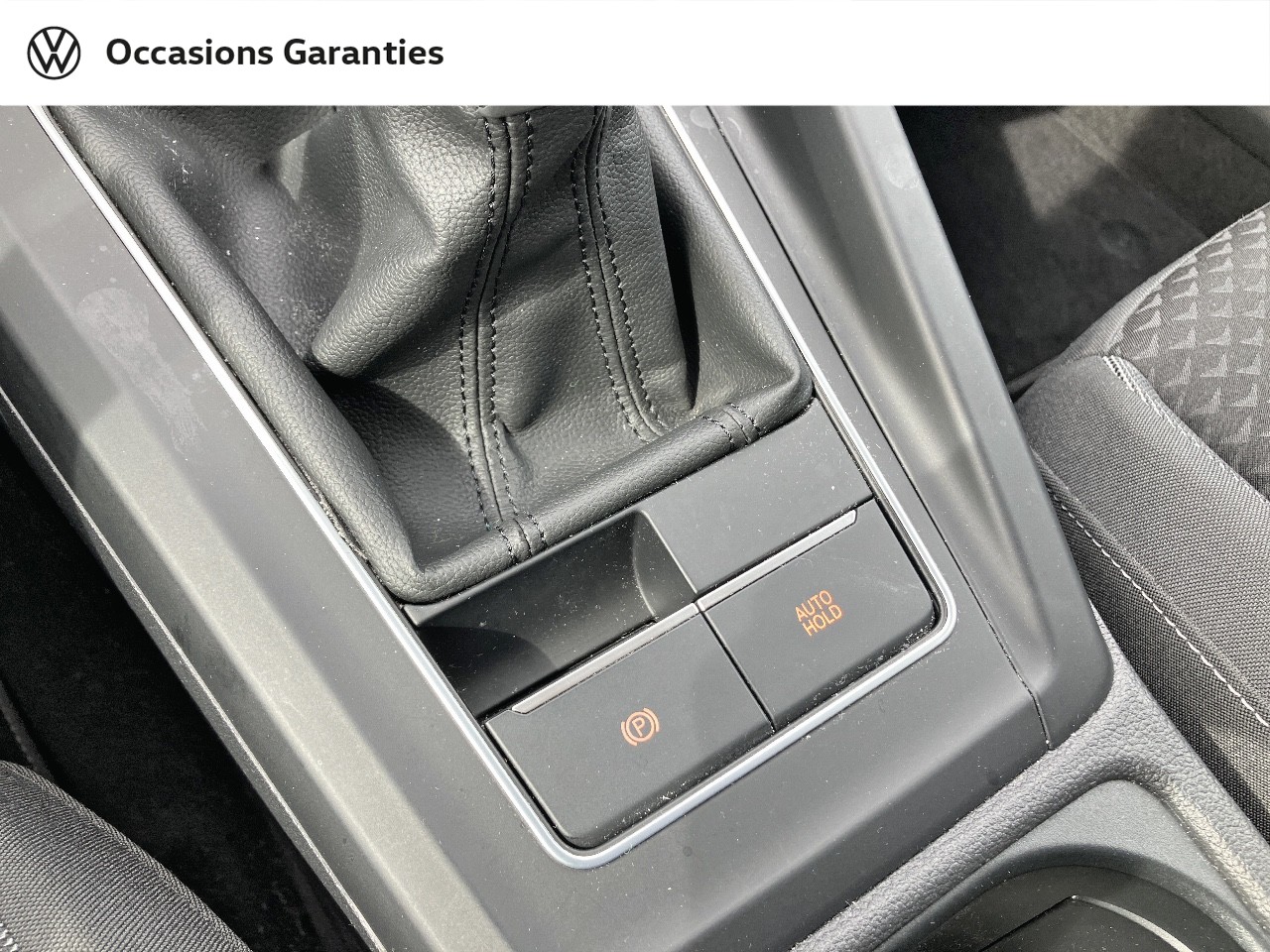 Voitures occasions VOLKSWAGEN GOLF Life Lens