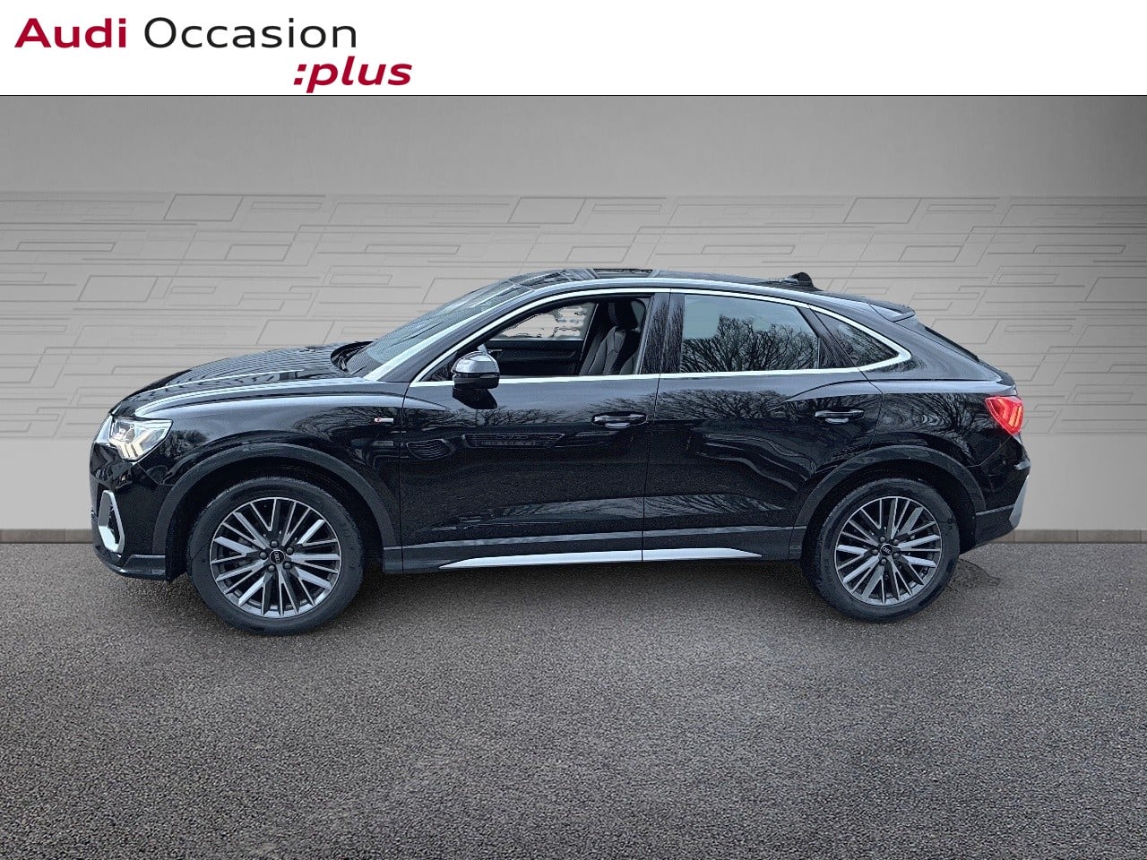 Voitures occasions Audi Q3 Sportback S line Augny