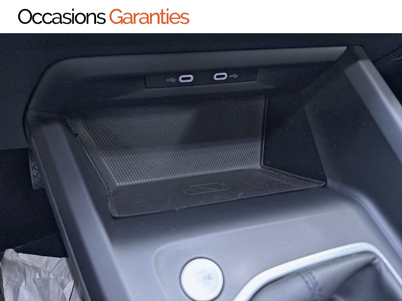 Voitures occasions VOLKSWAGEN GOLF Active Clermont-Ferrand