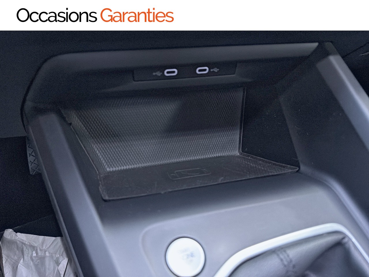 Voitures occasions VOLKSWAGEN GOLF Active Clermont-Ferrand