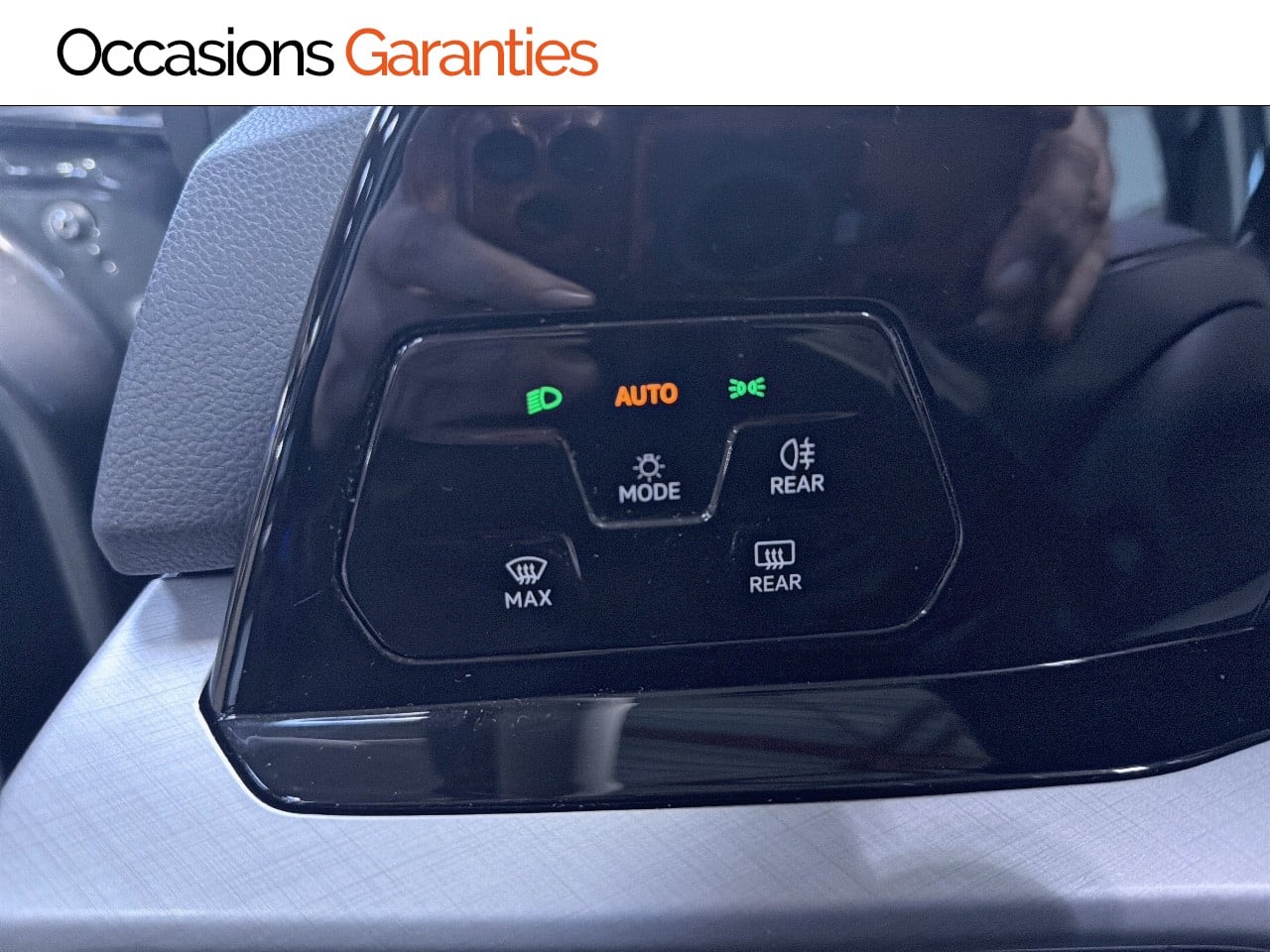 Voitures occasions VOLKSWAGEN GOLF Active Clermont-Ferrand