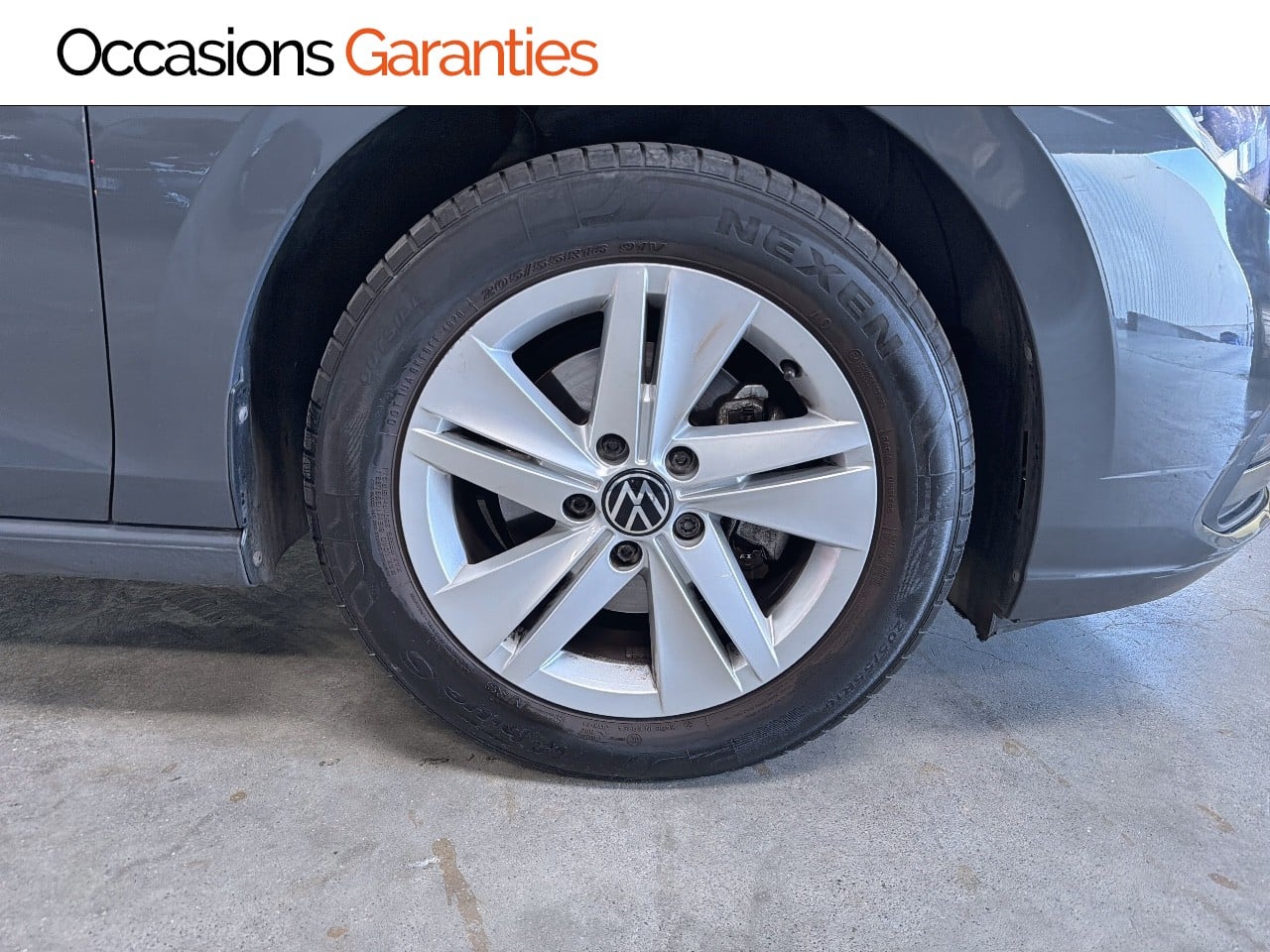 Voitures occasions VOLKSWAGEN GOLF Active Clermont-Ferrand