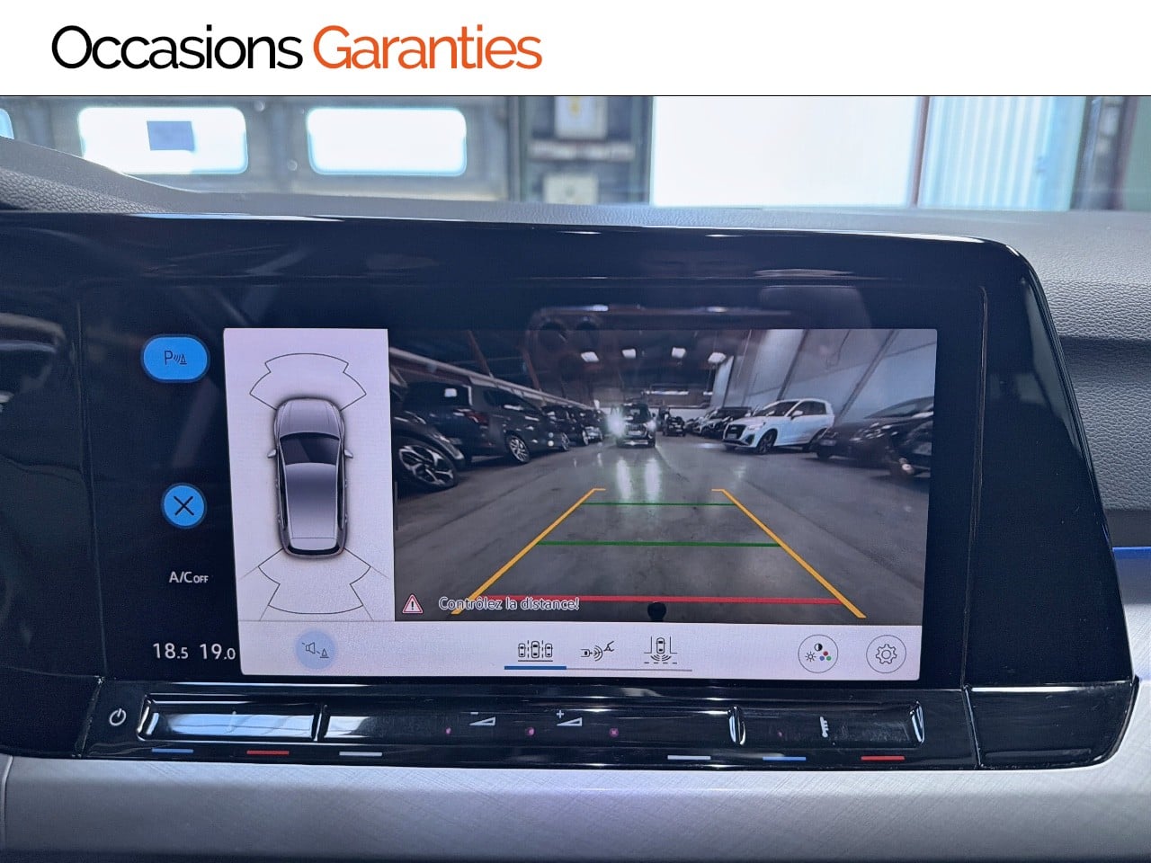 Voitures occasions VOLKSWAGEN GOLF Active Clermont-Ferrand