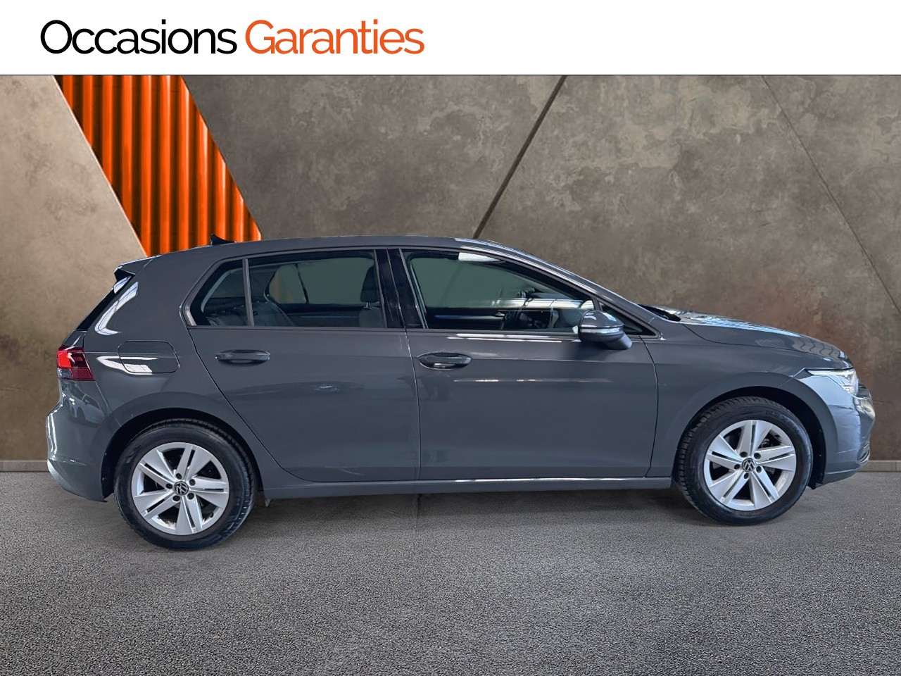 Voitures occasions VOLKSWAGEN GOLF Active Clermont-Ferrand