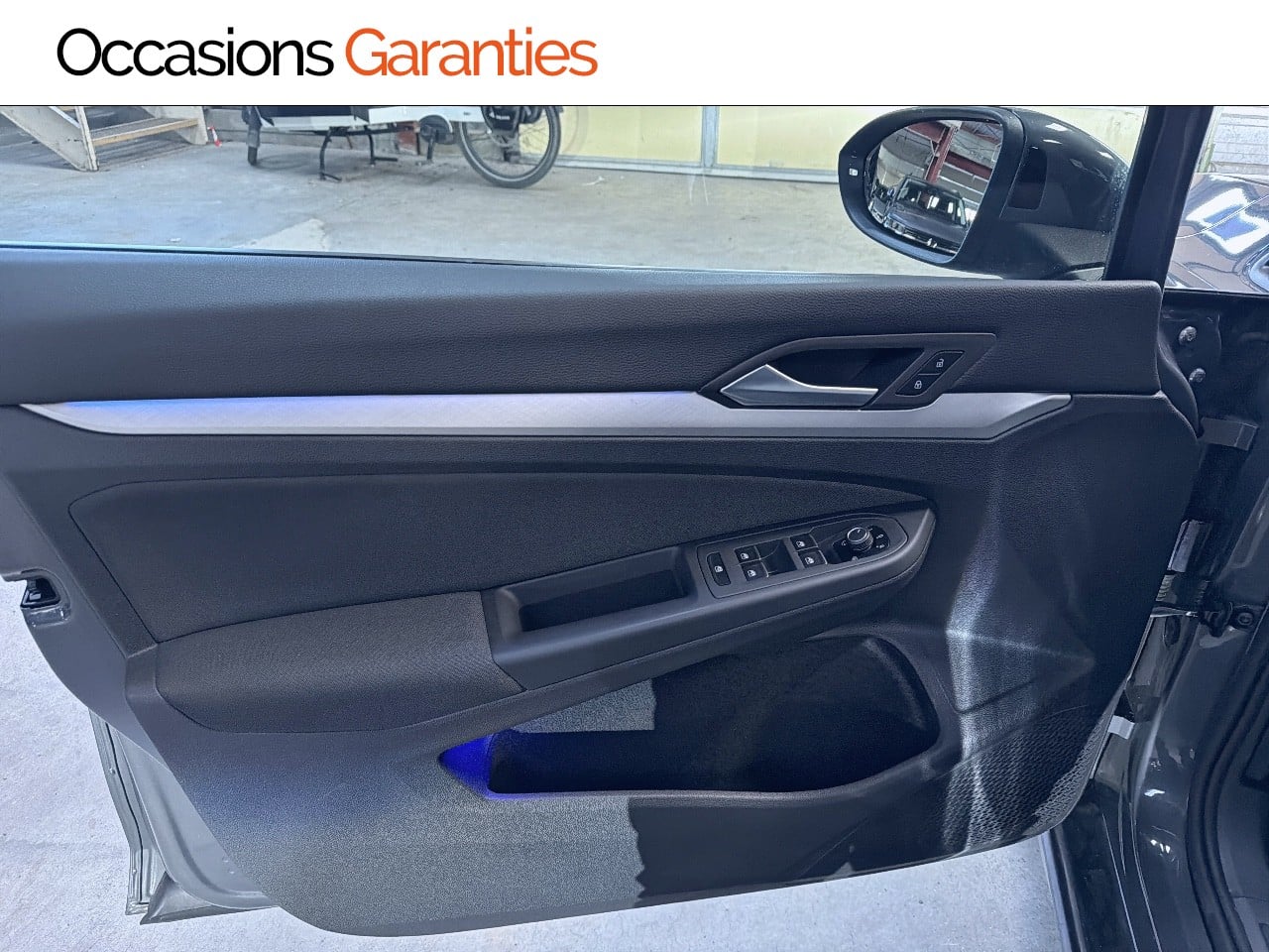 Voitures occasions VOLKSWAGEN GOLF Active Clermont-Ferrand