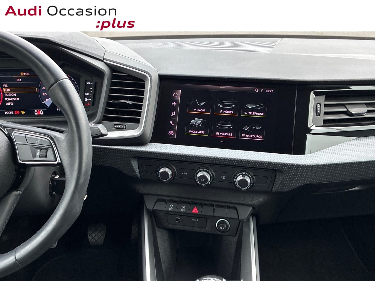 Voitures occasions Audi A1 Sportback Advanced Clermont-Ferrand